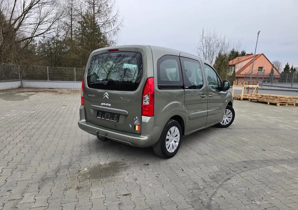 Citroen Berlingo cena 18999 przebieg: 199000, rok produkcji 2009 z Chorzele małe 631